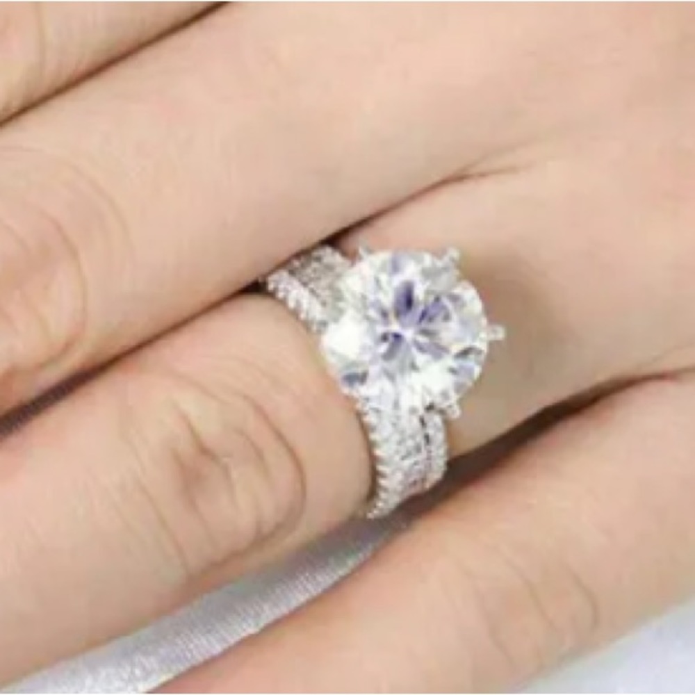 14k White Gold Vermeil & White Sapphire Ring Size 10